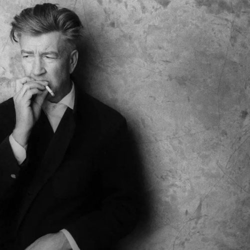 David Lynch, Gênio Surrealista de “Twin Peaks”, Morre aos 78 Anos